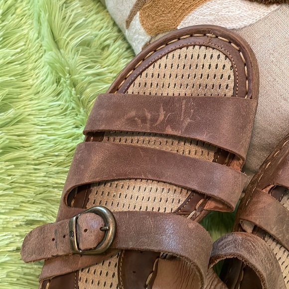 NWOT Born Sandals - Picture 4 of 6